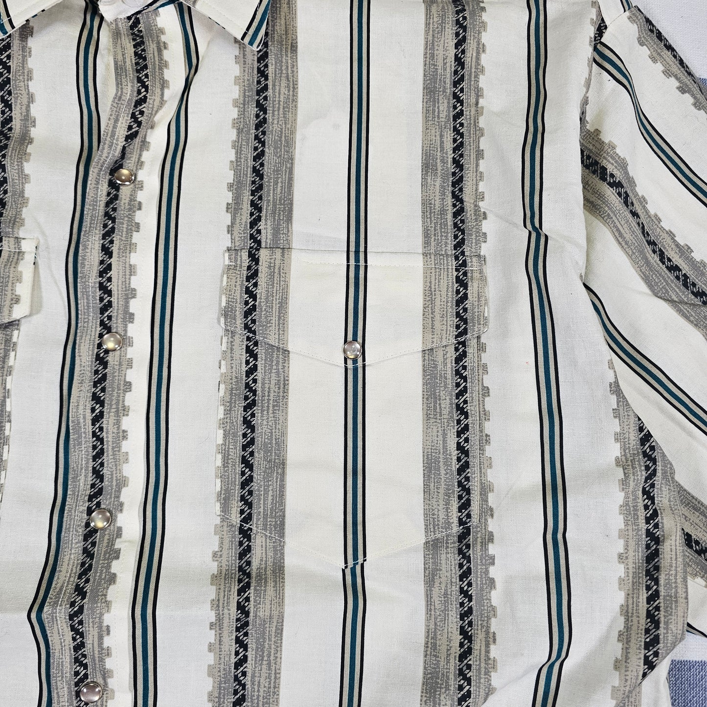 Panhandle Slim Western Snap Button - XL- 17/35