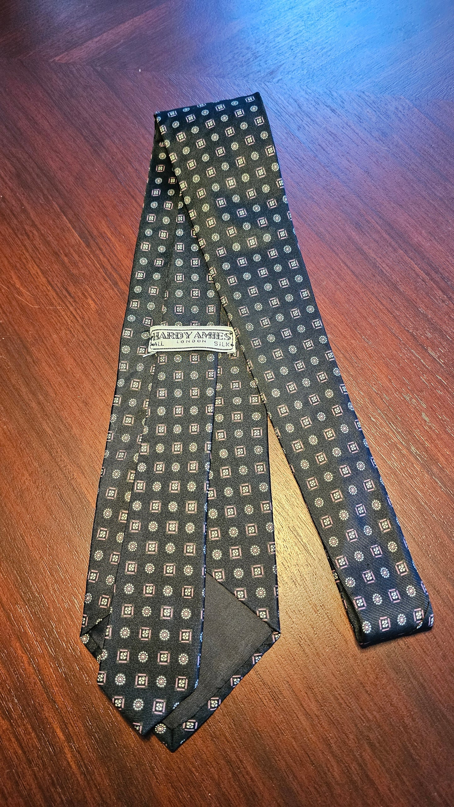Hardy Amies London Full Pattern Tie