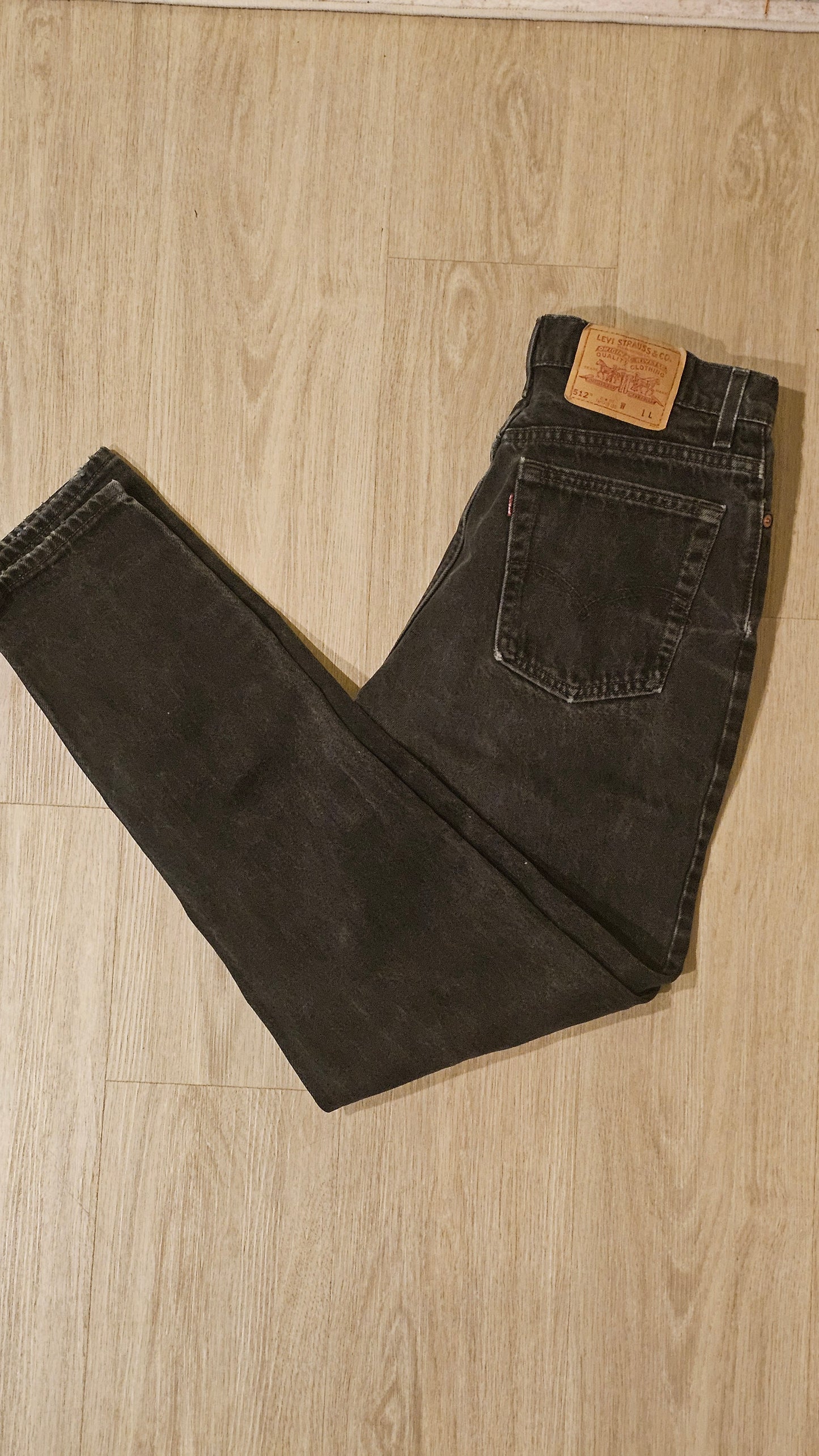 90'S Black Levis 512 30/32