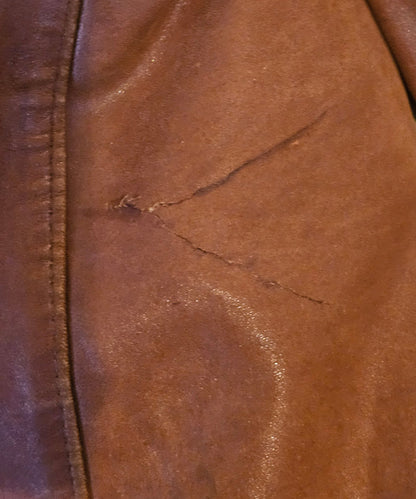 70's Worn and Thrashed Leather Jacket - 48