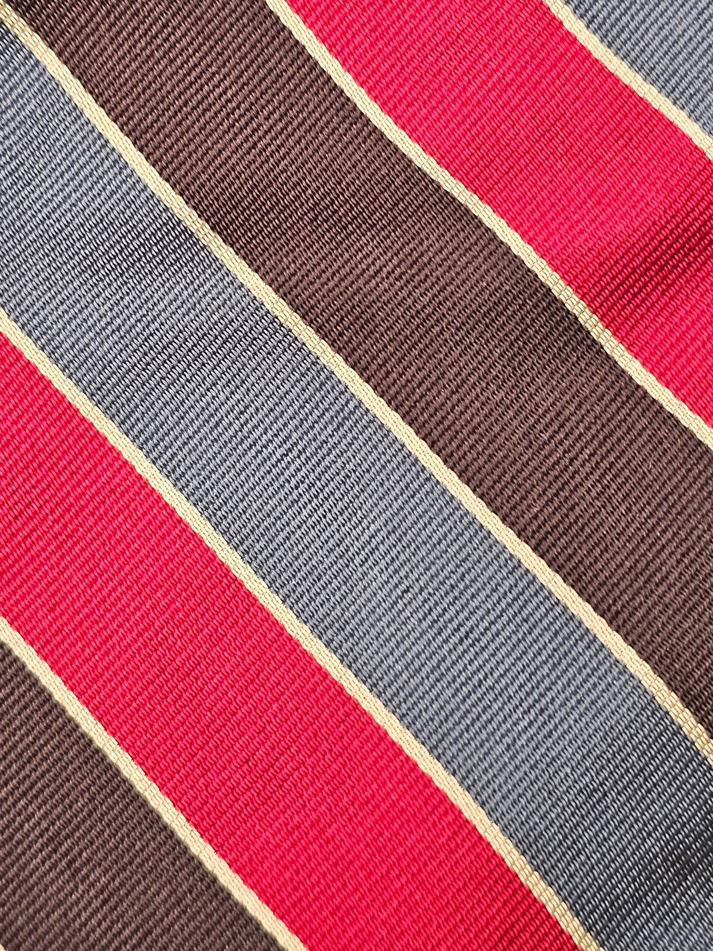 Modern BB Framed Repp