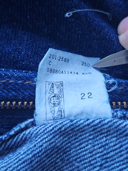 85 - 93 Lee Riders - W35 L28