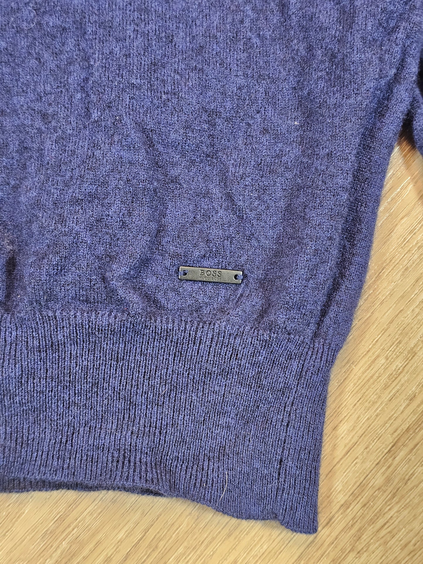 Hugo Boss V Neck Sweater - S/M
