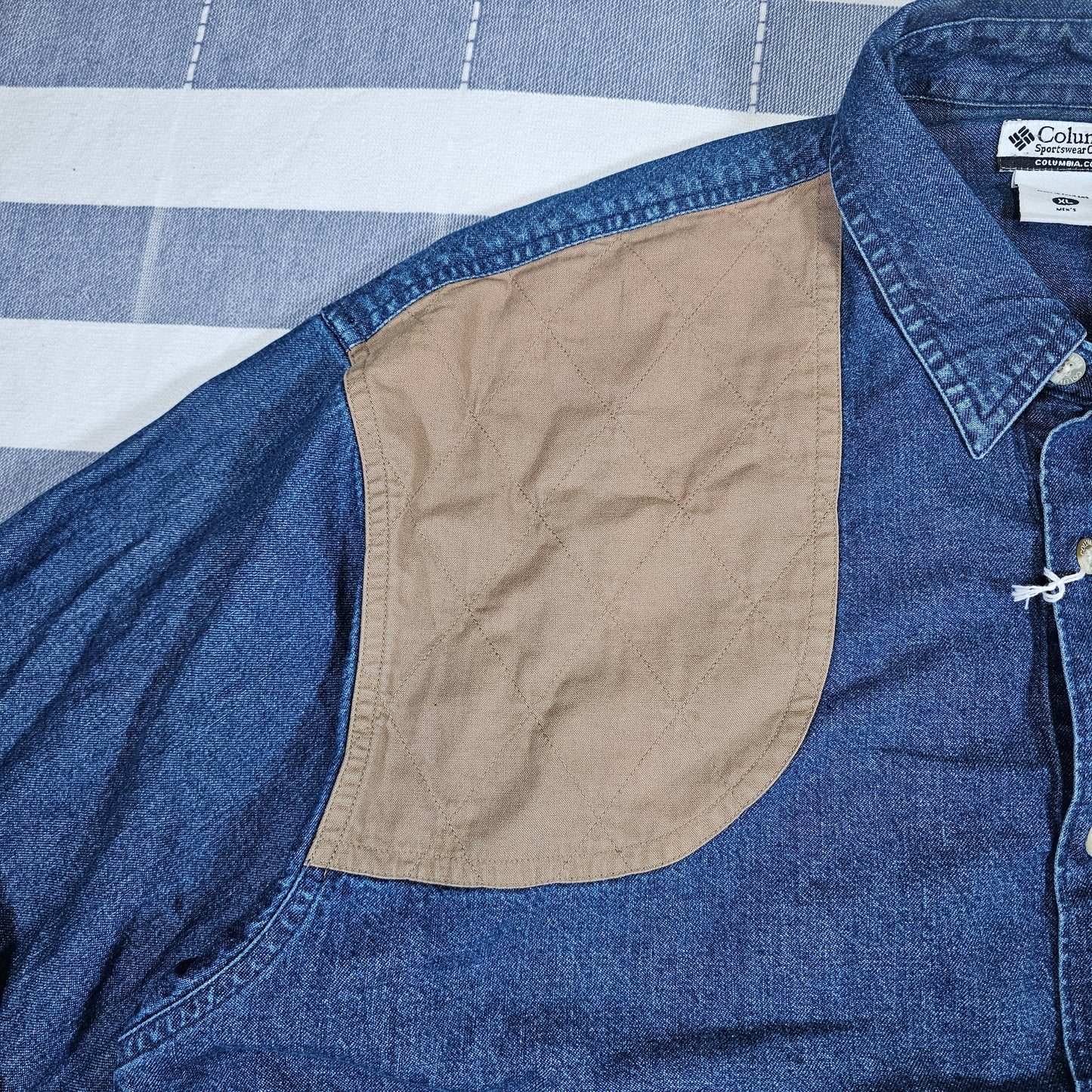 UT Texas Longhorns Columbia Denim Shirt - XL - 25x34