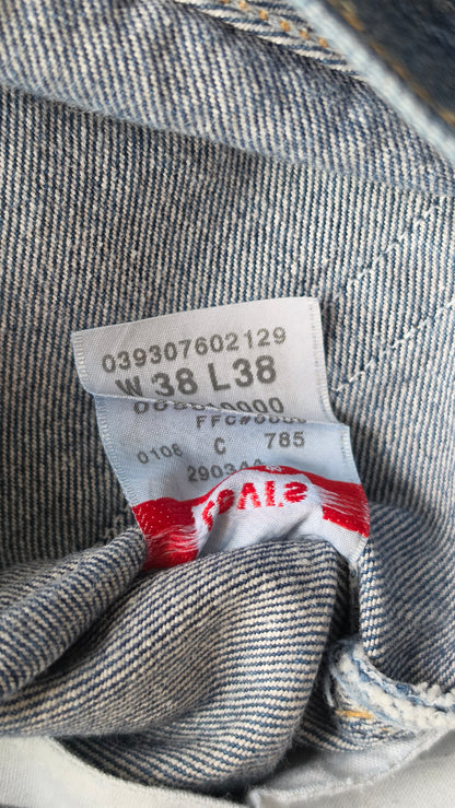 2000s Levi's 501 - 36 x 35