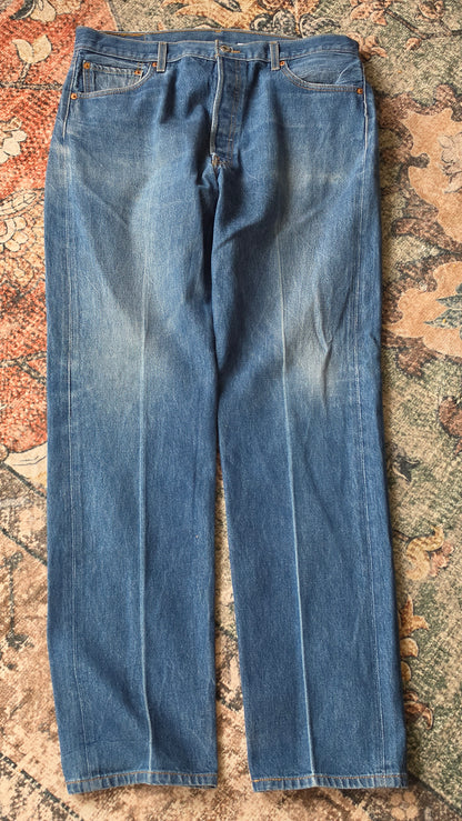 2000s Levi's 501 - 36 x 35