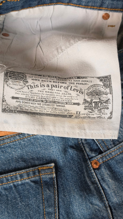2000s Levi's 501 - 36 x 35