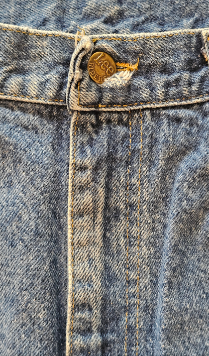 90's LEEs Light Wash 34x31 - *distressed